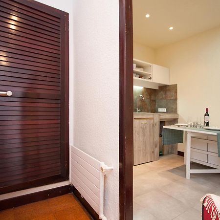 Flat Barcelona Lejlighed Værelse billede